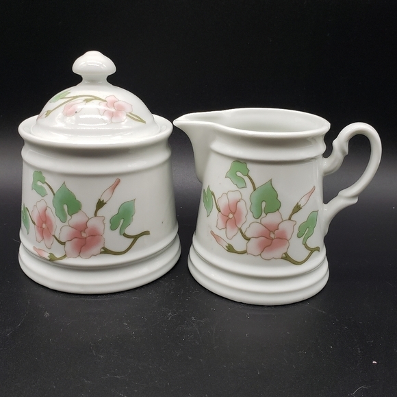 Korean Hand Painted Pink Green Floral Porcelain Cream & Lidded Sugar Set - Picture 1 of 9